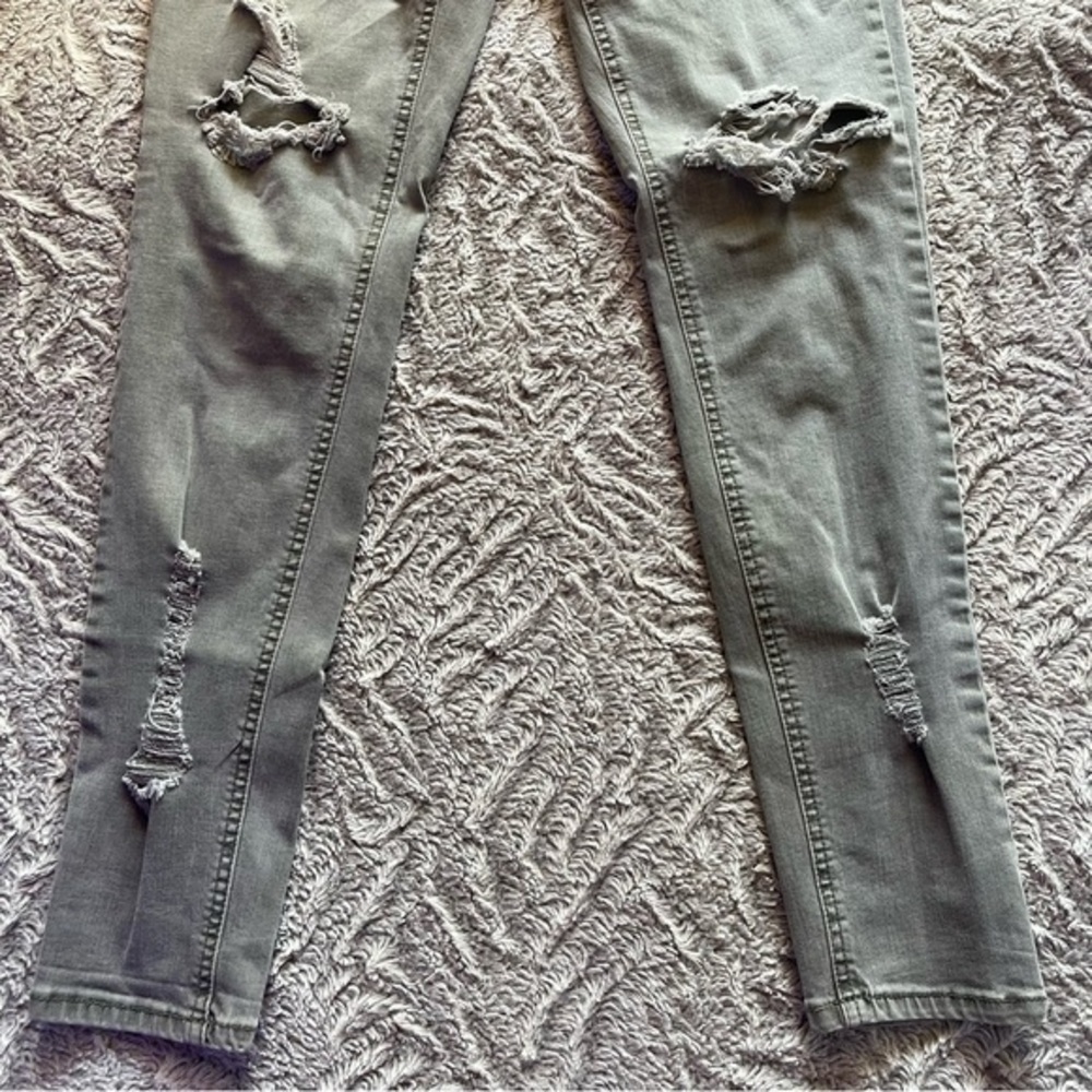 4 for 16$ Distressed Refuge Skinny Jeans - Picture 4 of 12